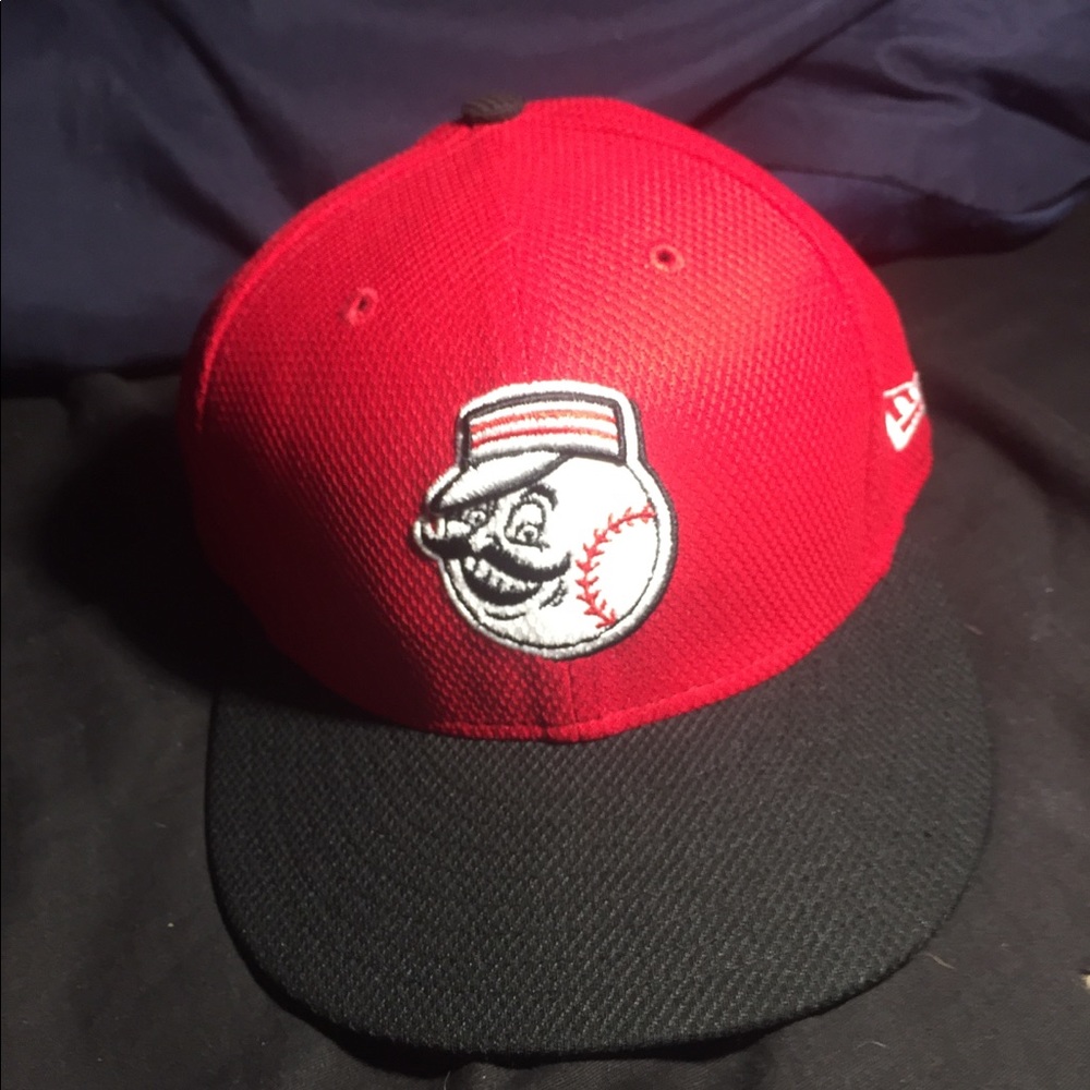Cincinnati red MLB fitted hat 7 1/4
